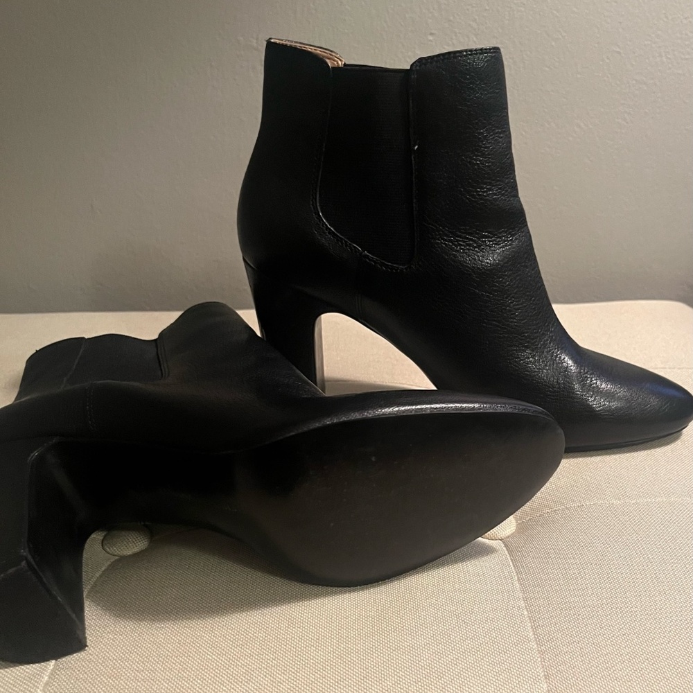 Stylist Black Leather Ankle Boots, Block Heel, Size 10 - Picture 3 of 3